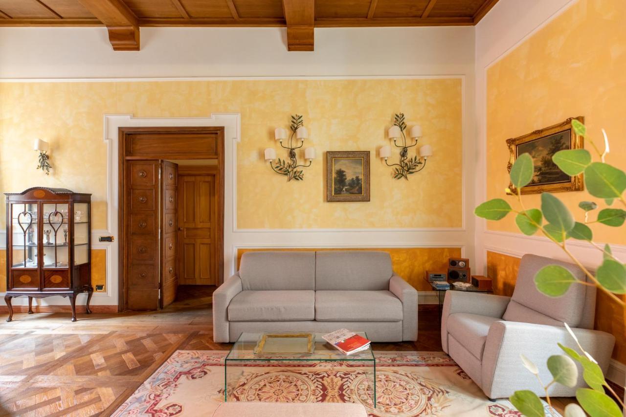 Iflat Elegant And Luxury Apartment Near Pantheon โรม ภายนอก รูปภาพ