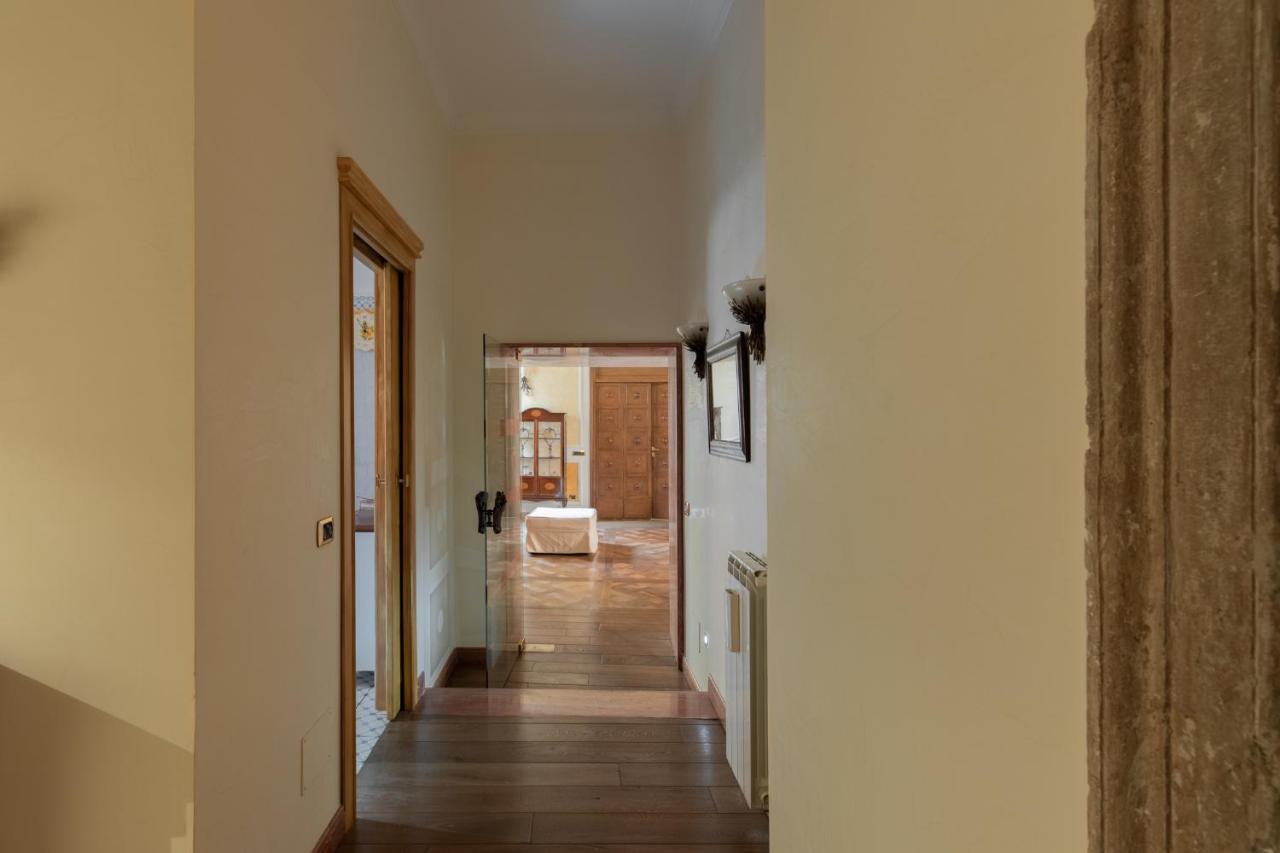 Iflat Elegant And Luxury Apartment Near Pantheon โรม ภายนอก รูปภาพ